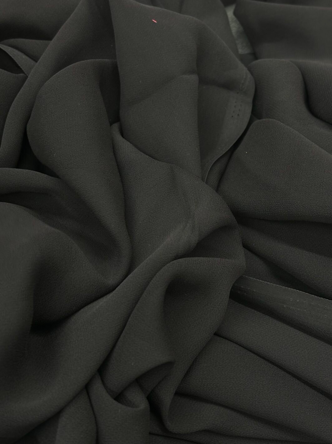 Black plain georgette - Image 3