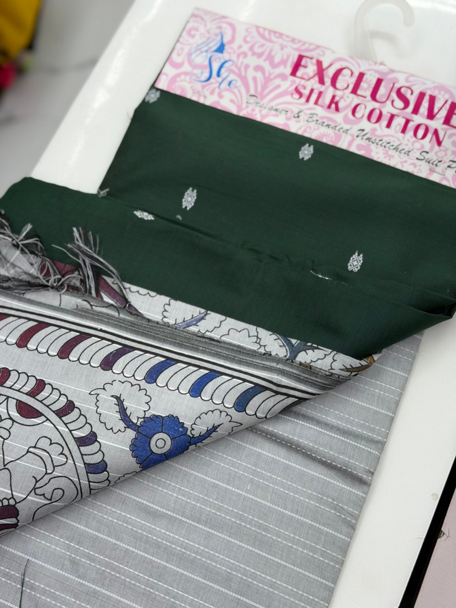 Silk cotton 3 piece unstitched suit - Image 3