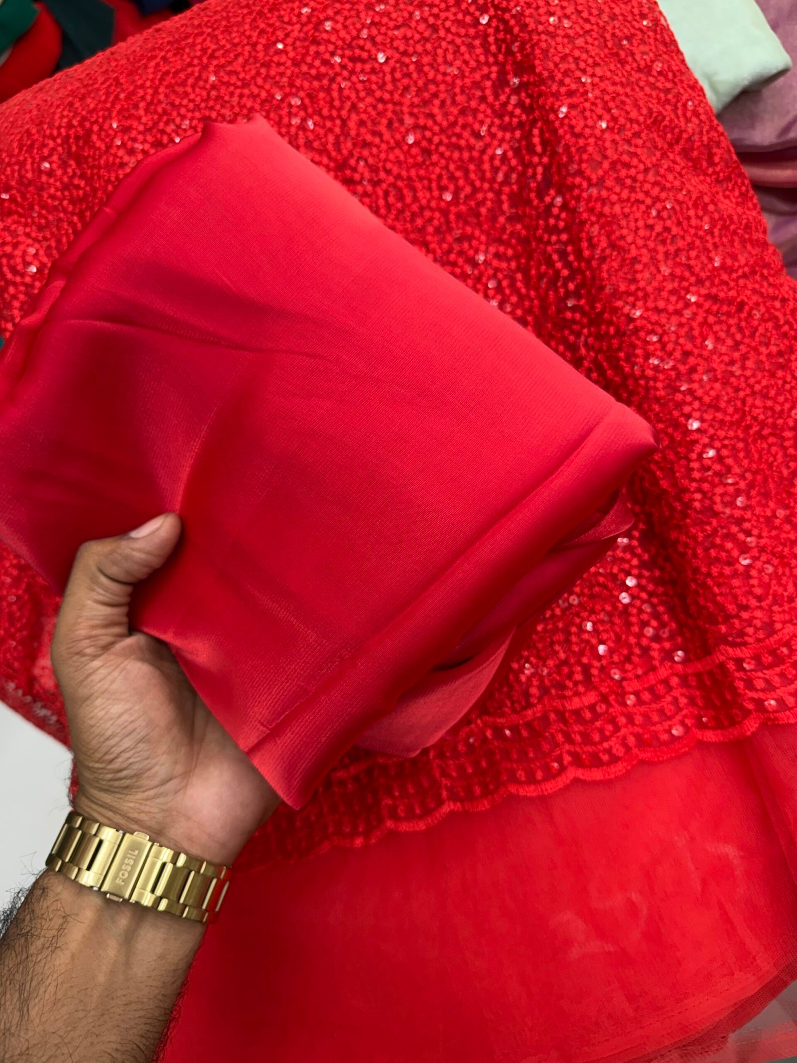 Net sequence with plain space silk - Image 2