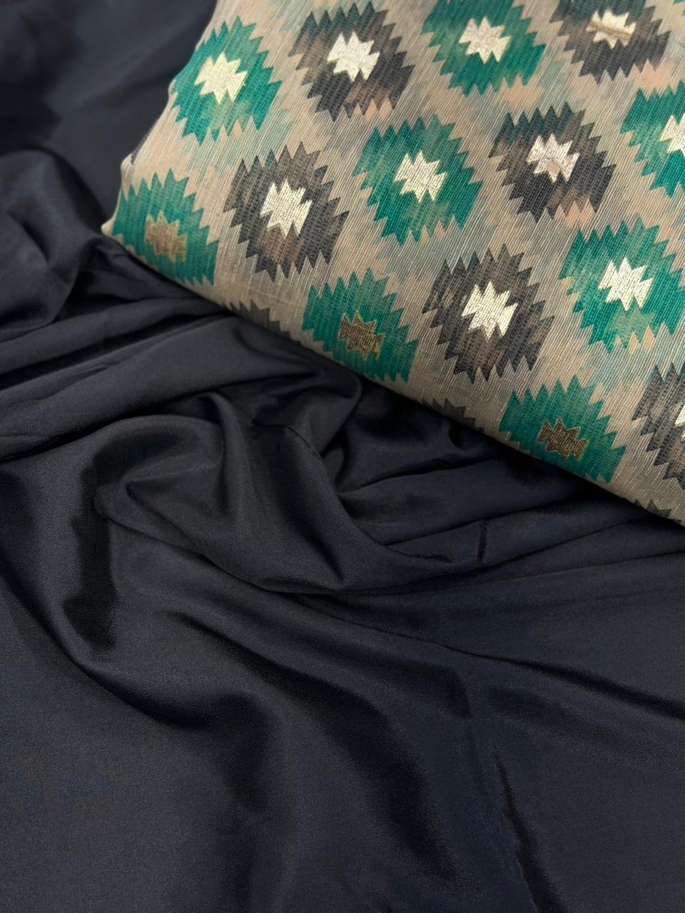 Crepe Plain silk